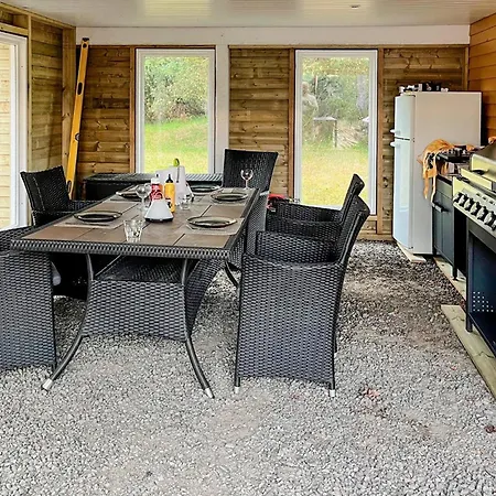 Stunning Home In Aakirkeby With Sauna Tatil Evi *