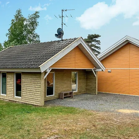 Stunning Home In Aakirkeby With Sauna Vester Somarken